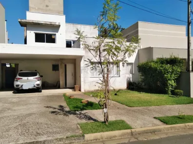 Casa de Condomínio com 4 Quartos à venda, 178m² no Vila Marieta, Campinas