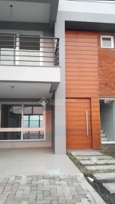 Casa com 3 Quartos à venda, 170m² no Jardim Sabará, Porto Alegre