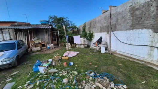 Casa com 1 Quarto à venda, 30m² no Chácara Glória, Itanhaém