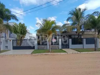 Casa de Condomínio com 3 Quartos à venda, 300m² no , Anhembi