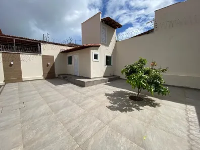 Casa com 3 Quartos à venda, 300m² no Renascença, São Luís