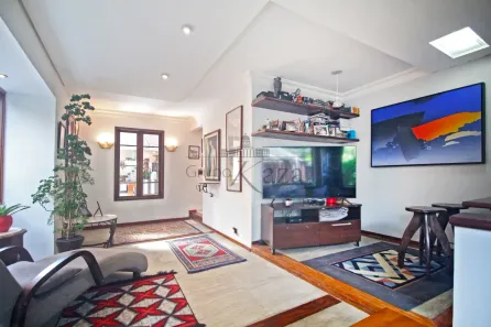Casa com 3 Quartos à venda, 200m² no Aclimação, São Paulo