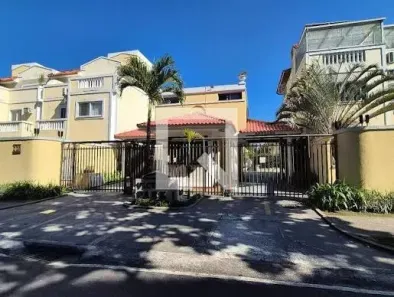Casa de Condomínio com 3 Quartos para alugar, 175m² no Recreio dos Bandeirantes, Rio de Janeiro