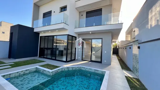 Casa de Condomínio com 5 Quartos à venda, 294m² no Piracangaguá, Taubaté