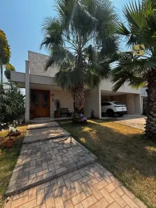 Casa de Condomínio com 3 Quartos à venda, 231m² no Ribeirão do Lipa, Cuiabá