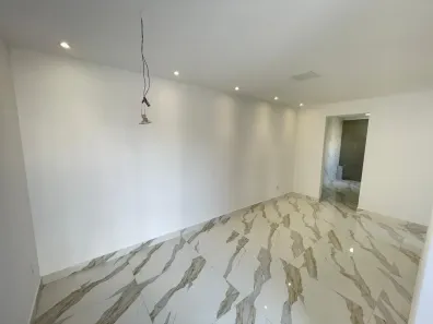 Apartamento com 2 Quartos à venda, 50m² no Curicica, Rio de Janeiro
