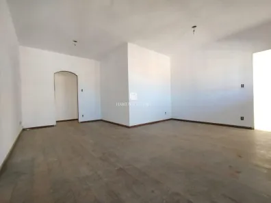 Casa com 3 Quartos à venda, 236m² no Copacabana, Belo Horizonte