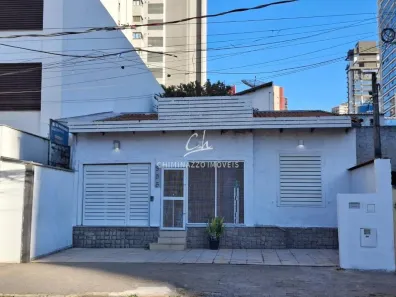Imóvel Comercial com 3 Quartos para venda ou aluguel, 148m² no Cambuí, Campinas
