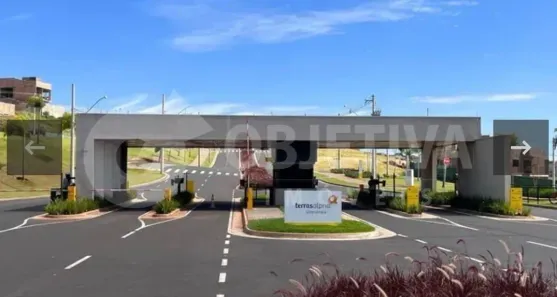Lote/Terreno à venda, 275m² no Granja Marileusa, Uberlândia