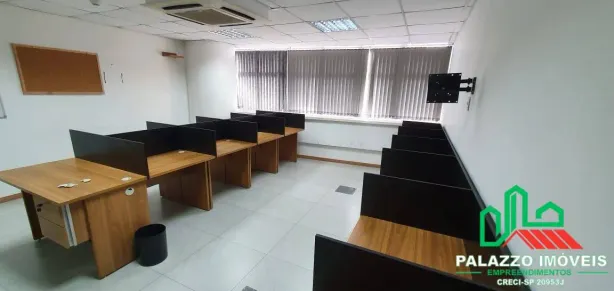 Sala Comercial para alugar, 925m² no República, São Paulo
