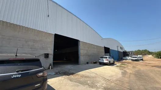Galpão/Depósito/Armazém com 1 Quarto para alugar, 730m² no Porto, Cuiabá