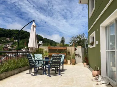 Casa de Condomínio com 2 Quartos à venda, 85m² no Castelanea, Petrópolis