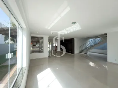 Casa de Condomínio com 4 Quartos para alugar, 342m² no Jardins Paris, Goiânia