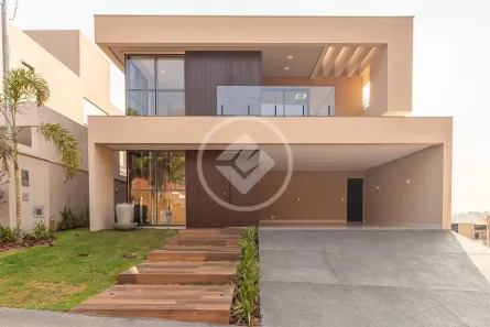 Casa de Condomínio com 4 Quartos à venda, 266m² no Jardins Barcelona, Senador Canedo