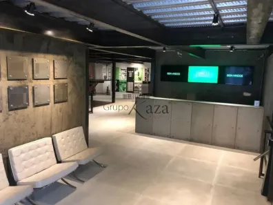 Prédio Comercial para alugar, 2500m² no Vila Leopoldina, São Paulo