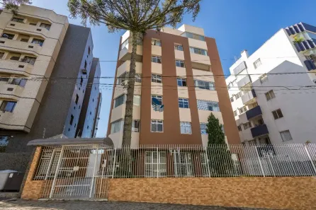 Apartamento com 3 Quartos para alugar, 80m² no Bacacheri, Curitiba