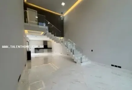 Casa de Condomínio com 3 Quartos à venda, 220m² no Brasília, Londrina