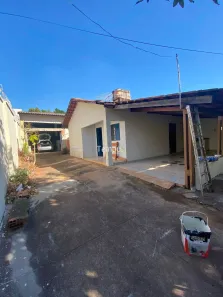 Sala Comercial com 2 Quartos para alugar, 210m² no Vila Rezende, Goiânia