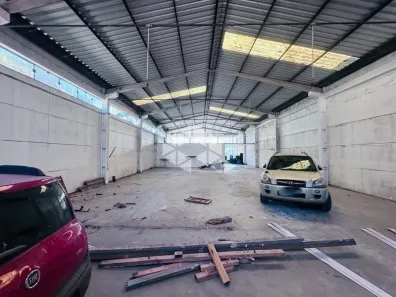 Galpão/Depósito/Armazém para alugar, 360m² no Nossa Senhora Medianeira, Santa Maria
