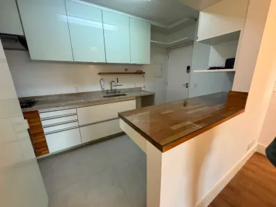 Apartamento com 3 Quartos para alugar, 96m² no Cidade Monções, São Paulo