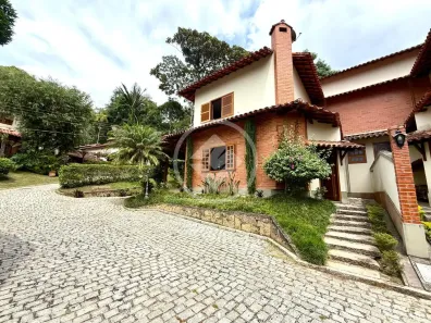Casa de Condomínio com 4 Quartos à venda, 155m² no Quebra Frascos, Teresópolis