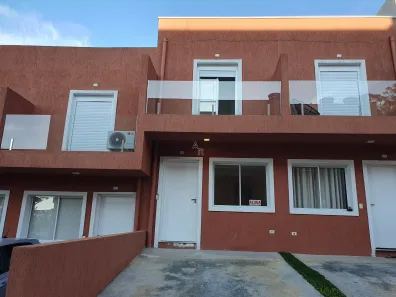 Casa de Condomínio com 2 Quartos para alugar, 70m² no Jardim dos Ipês, Cotia