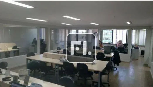Sala Comercial para venda ou aluguel, 206m² no Cidade Monções, São Paulo