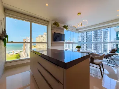 Apartamento com 4 Quartos à venda, 182m² no Meia Praia, Itapema