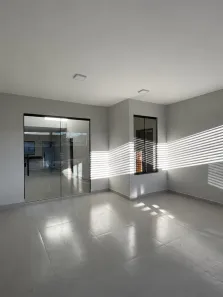 Casa com 3 Quartos à venda, 128m² no Jardim Roriz, Brasília