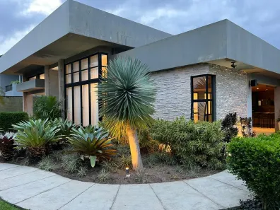 Casa de Condomínio com 4 Quartos para alugar, 650m² no Barra da Tijuca, Rio de Janeiro