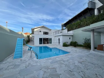 Casa com 5 Quartos à venda, 420m² no Coqueiros, Florianópolis