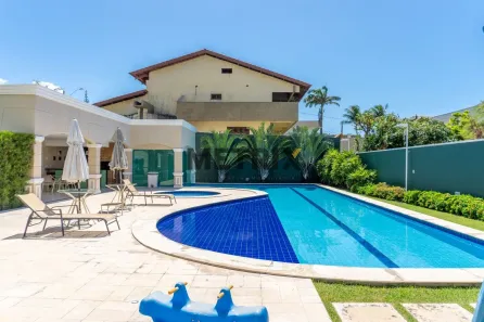 Casa com 4 Quartos à venda, 375m² no De Lourdes, Fortaleza