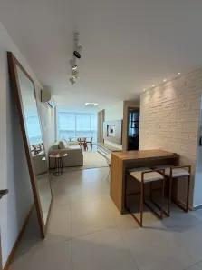 Apartamento com 2 Quartos para alugar, 65m² no Santa Helena, Vitória