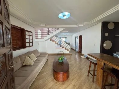 Casa com 3 Quartos à venda, 320m² no Europa, Contagem
