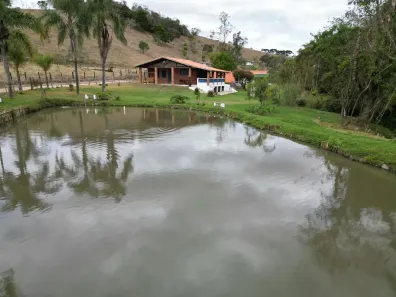 Fazenda/Sítio com 4 Quartos à venda, 4000m² no Itapeva, Itapeva