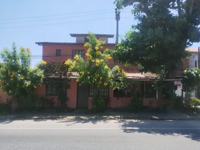 Imóvel Comercial com 3 Quartos à venda, 200m² no Outeiro, Araruama