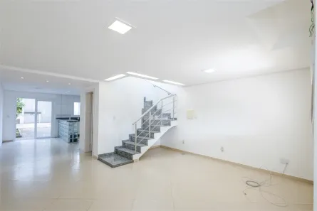 Sobrado com 3 Quartos à venda, 163m² no Vila Ipiranga, Porto Alegre