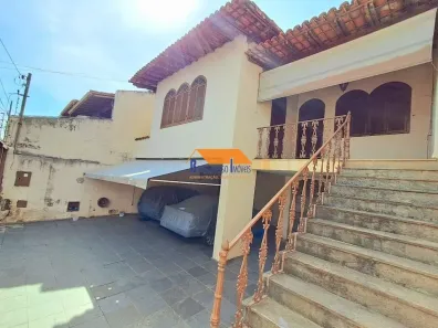 Casa com 4 Quartos à venda, 240m² no Caiçara-Adelaide, Belo Horizonte