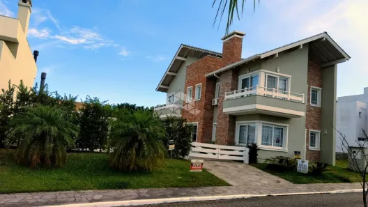 Casa de Condomínio com 3 Quartos à venda, 375m² no Hípica, Porto Alegre
