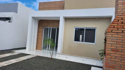 Casa com 3 Quartos à venda, 96m² no Lagoa Redonda, Fortaleza