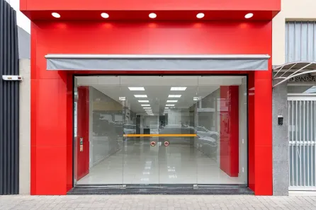 Ponto Comercial para alugar, 179m² no Pinheiros, São Paulo