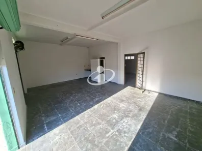 Sala Comercial para alugar, 80m² no Santa Mônica, Uberlândia