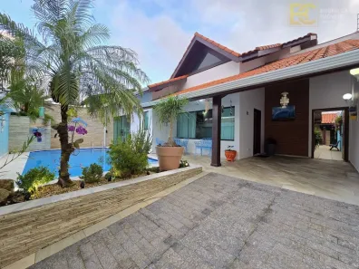 Sobrado com 4 Quartos à venda, 176m² no Bal Stella Maris, Peruíbe