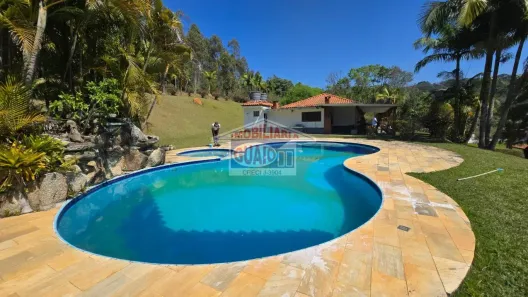 Fazenda/Sítio com 4 Quartos à venda, 2000m² no Pindorama, Mogi das Cruzes
