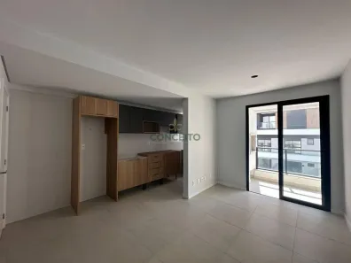 Apartamento com 2 Quartos à venda, 63m² no Centro, Florianópolis