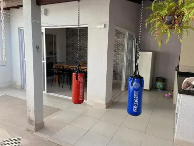Casa de Condomínio com 3 Quartos à venda, 120m² no Loteamento Villa Branca, Jacareí