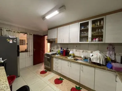 Sobrado com 3 Quartos à venda, 162m² no Alto Alegre, Cascavel