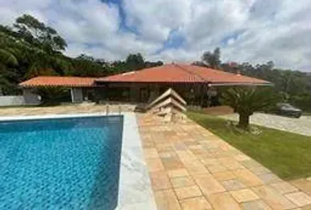 Fazenda/Sítio com 4 Quartos à venda, 450m² no Parque dos Arantes, Arujá