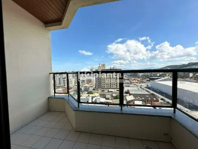 Apartamento com 2 Quartos à venda, 59m² no Barreiros, São José