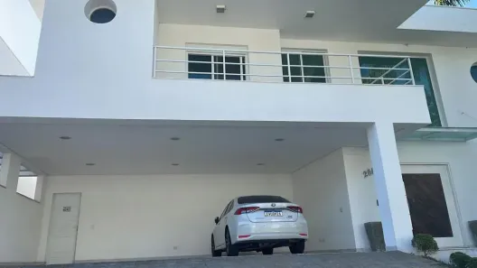 Casa de Condomínio com 4 Quartos para alugar, 300m² no São Paulo II, Cotia